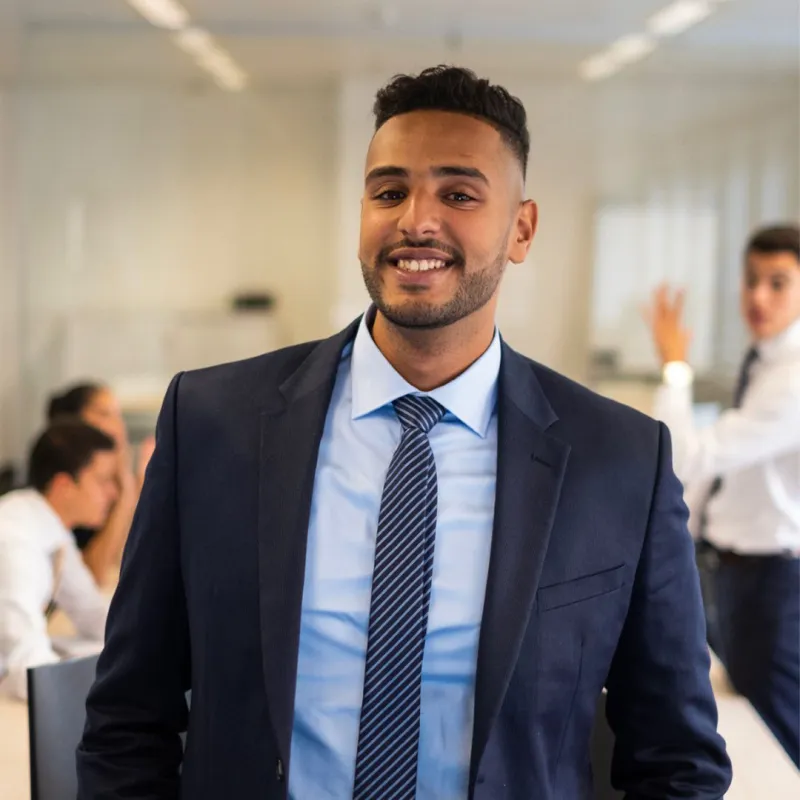 Ayoub, diplômé en Relations Publiques